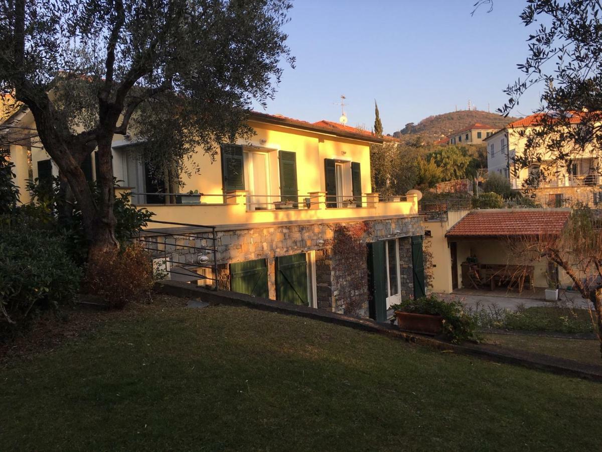 La Casa Di Fedra Villa Imperia Exterior photo